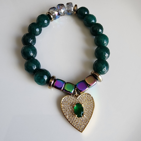 Green and Gold Heart Charm Bracelet - Picture 1 of 4